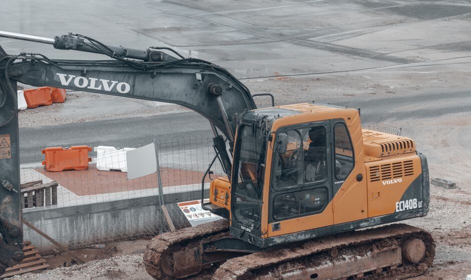 excavator rental