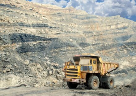 mining equipment supplier