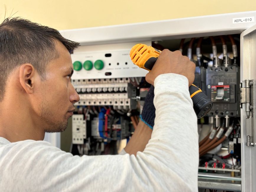 instalador electrónica náutica